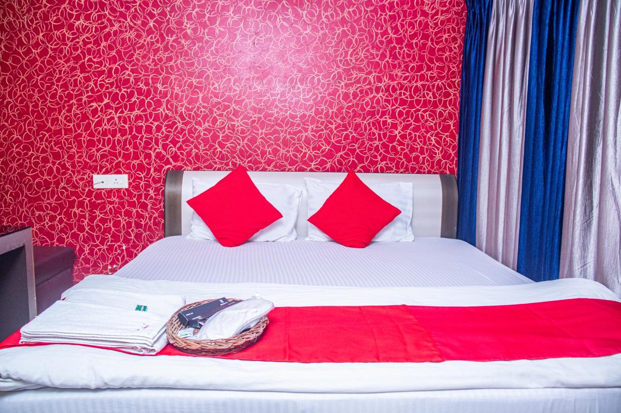 Babul Hotel Kolkata Ngoại thất bức ảnh